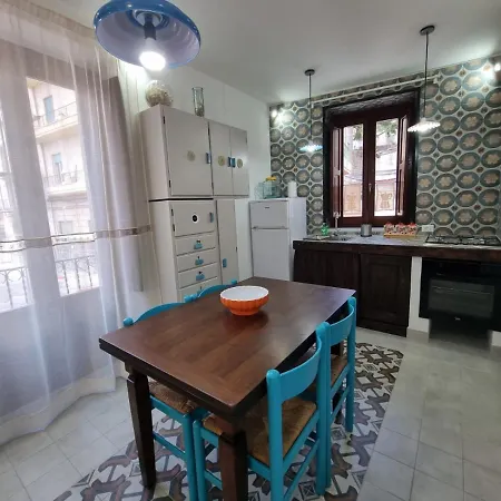 Сasa de vacaciones Casa Viotti Le Fuoriserie Palermo
