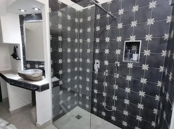 Casa Viotti Le Fuoriserie Feriehus